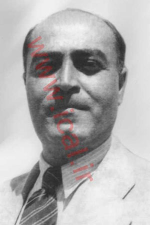 ايرج اسكندري، عضو مؤسس حزب توده