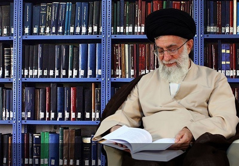 اهدای بیش از ۱۸هزار نسخه خطی و سنگی از سوی رهبر انقلاب به یک کتابخانه