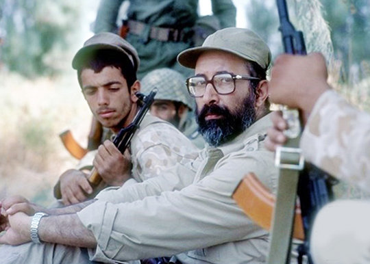 شهید چمران: صدام مترسکی برای امریکا در خاورمیانه است