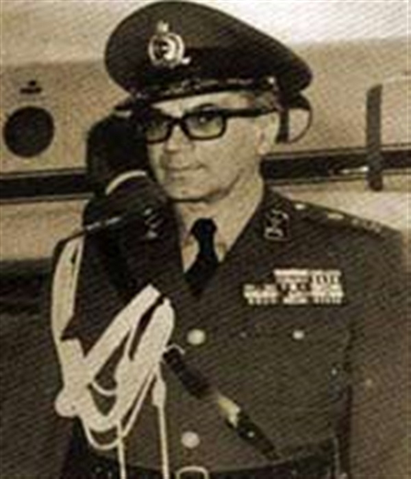 رئیس خوشخیال ساواک
